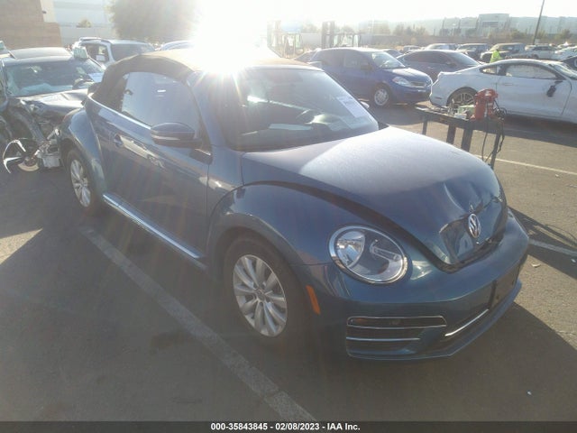 2018 Volkswagen Beetle, VIN: 3VW5DAAT7JM515050