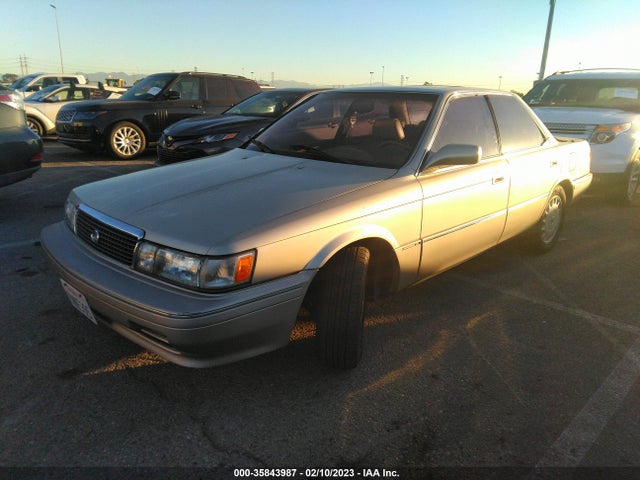 Lexus ES 1991 JT8VV22T2M0132059 Image 2