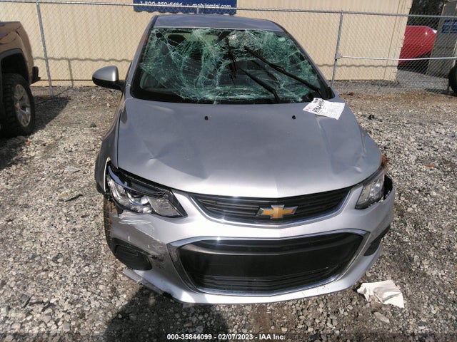 Chevrolet Sonic Premier 2018 1G1JF5SB8J4135664 Image 6