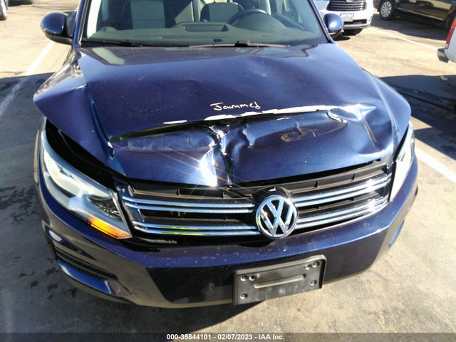 2016 VOLKSWAGEN TIGUAN S VIN: WVGAV7AX5GW556429