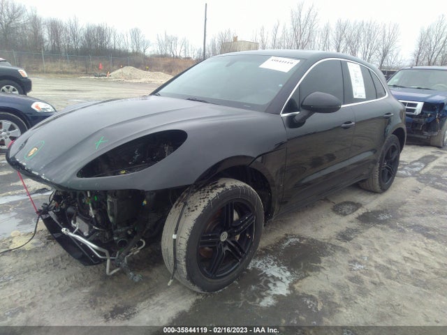2015 Porsche Macan, VIN: WP1AB2A54FLB74213