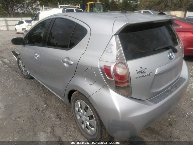 Toyota Prius C One/three/two/four 2014 JTDKDTB39E1064741 Image 3