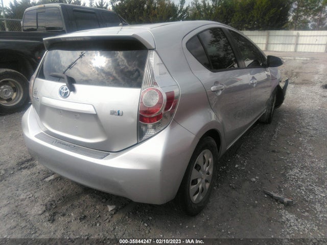 Toyota Prius C One/three/two/four 2014 JTDKDTB39E1064741 Image 4