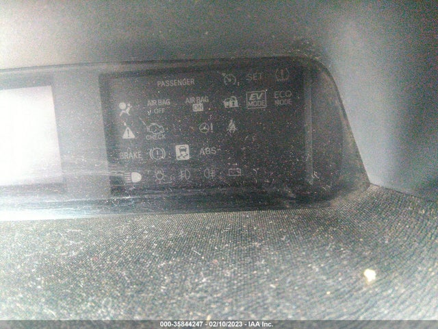 Toyota Prius C One/three/two/four 2014 JTDKDTB39E1064741 Image 7
