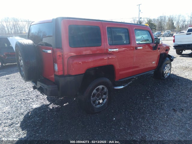 5GTDN136568321642 Hummer H3