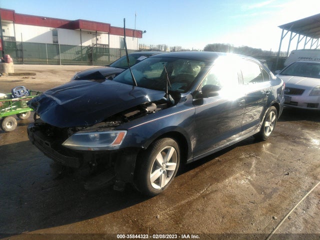 3VWLL7AJ0EM307223 Volkswagen Jetta Sedan Tdi