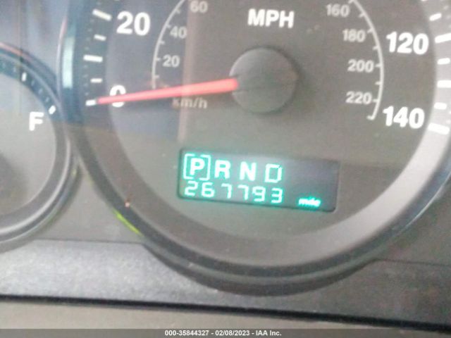 1J4GS48K85C671096 Jeep Grand Cherokee Laredo