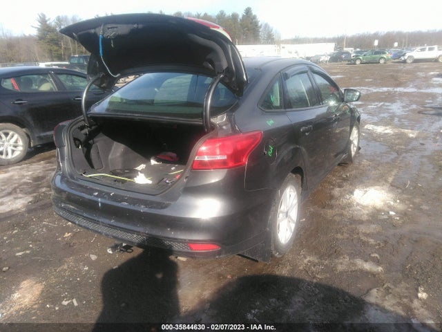 2018 Ford Focus, VIN: 1FADP3F29JL306725