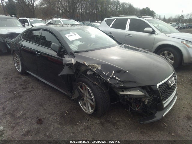 2014 Audi S7, VIN: WAUW2AFCXEN117118