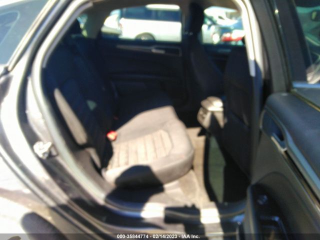 3FA6P0HD1FR161601 Ford FUSION SE