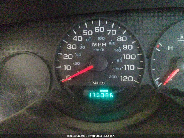 2002 DODGE NEON BASE VIN: 1B3AS26C62D500995