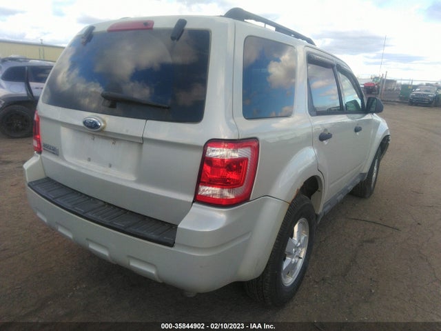 2009 FORD ESCAPE XLT VIN: 1FMCU03719KB47273