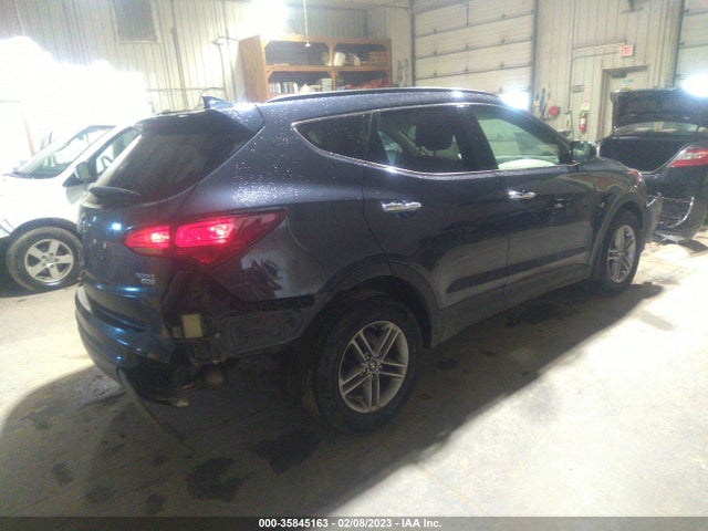 2017 Hyundai Santa Fe, VIN: 5NMZUDLB5HH033703