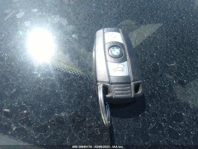 BMW 3 Series 328i 2008 WBAVA37528NL55883 Image 3