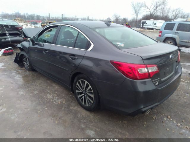 4S3BNAC62J3030214 Subaru Legacy Premium