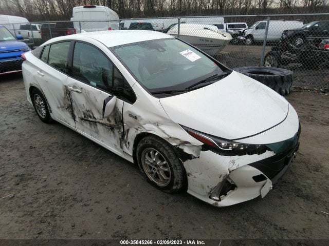 2017 Toyota Prius, VIN: JTDKARFP1H3053220