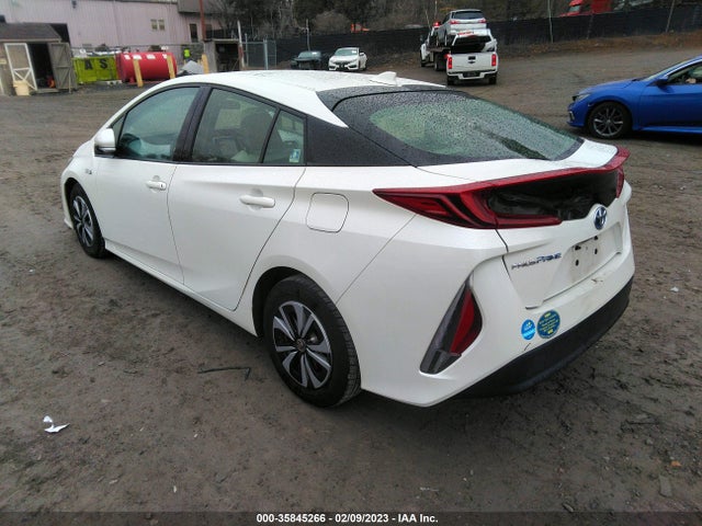 2017 Toyota Prius, VIN: JTDKARFP1H3053220