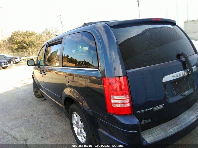 2A8HR54P58R668027 Chrysler Town & Country Touring