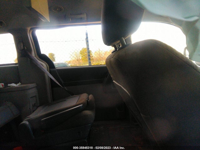 2A8HR54P58R668027 Chrysler Town & Country Touring