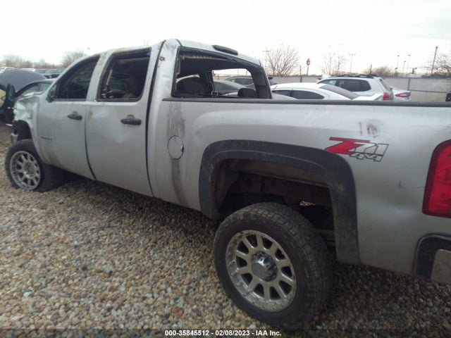 2011 CHEVROLET SILVERADO 2500HD LT VIN: 1GC1KXC86BF197569