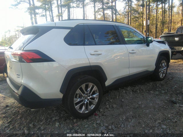 2021 Toyota RAV4, VIN: 2T3A1RFV5MW202858