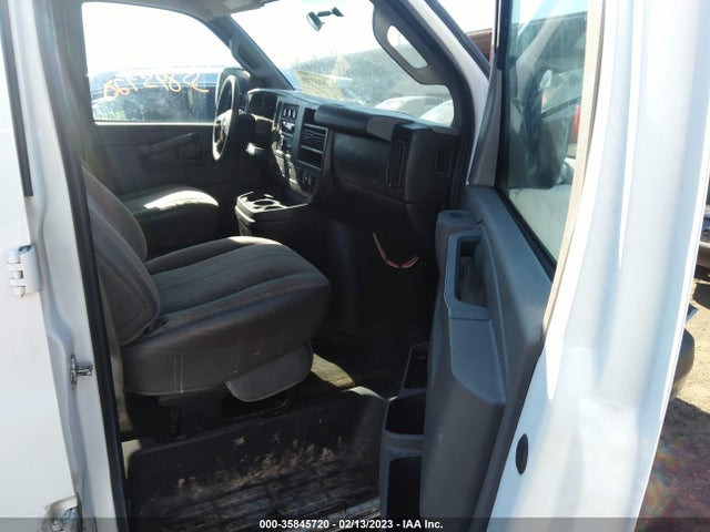 2017 Chevrolet Express, VIN: 1GAZGPFG2H1121997