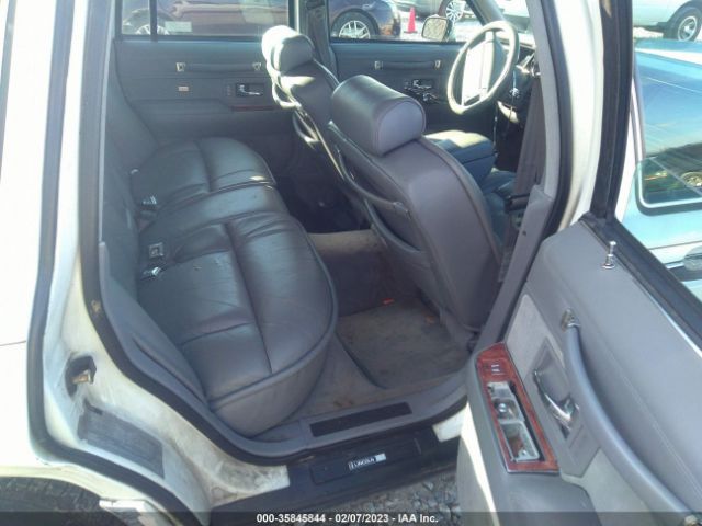 1LNLM83W8RY648146 Lincoln Town Car Cartier