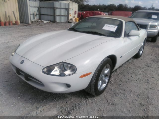 SAJGX2247WC019448 Jaguar XK8