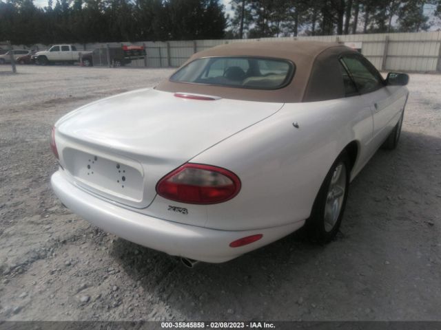 SAJGX2247WC019448 Jaguar XK8