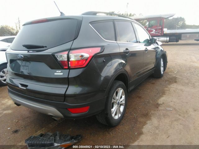 1FMCU0GD6JUB09255 Ford ESCAPE SE