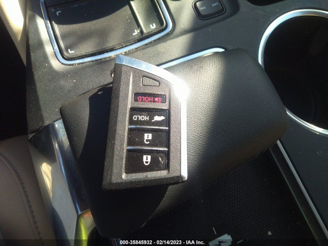 2022 Acura MDX, VIN: 5J8YE1H40NL012237
