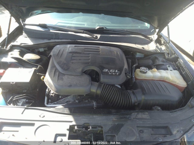 2C3CCARG2JH118014 Chrysler 300 Touring L