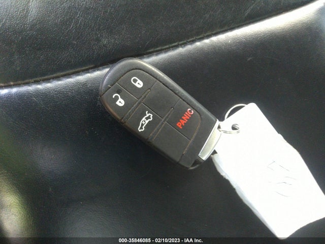 2C3CCARG2JH118014 Chrysler 300 Touring L