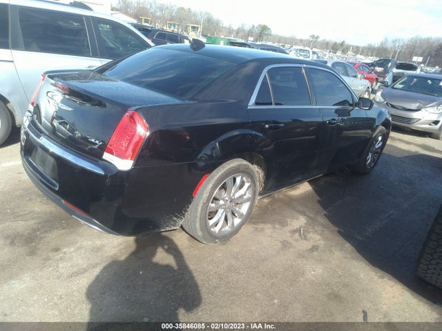 2C3CCARG2JH118014 Chrysler 300 Touring L