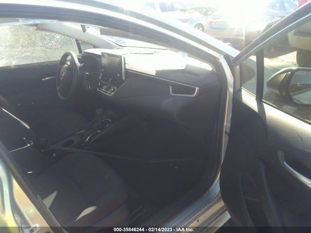 2021 TOYOTA COROLLA LE VIN: JTDEPMAE8MJ135102