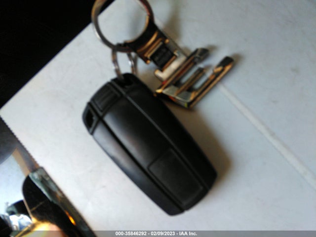 BMW 3 Series 328i 2011 WBAPH7C53BE723481 Image 3