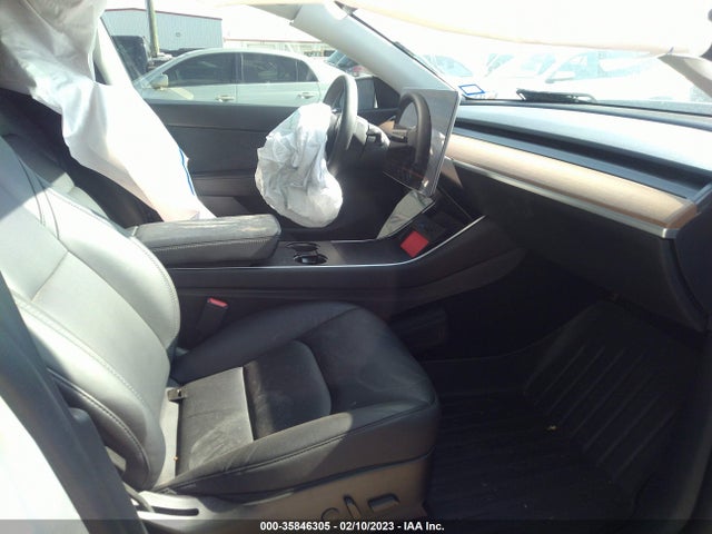 5YJYGDEF1LF002865 Tesla Model Y Long Range/performance