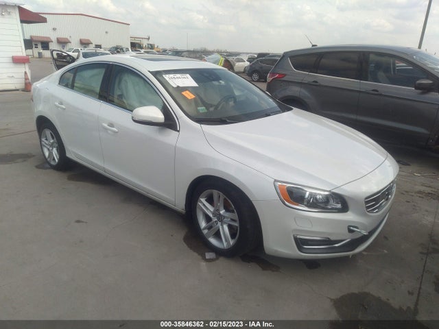 2015 Volvo S60, VIN: YV126MFM7F1352448