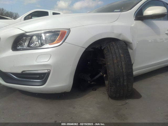 2015 Volvo S60, VIN: YV126MFM7F1352448