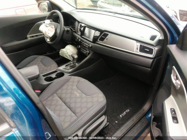 KNDCB3LC5J5201220 KIA NIRO LX