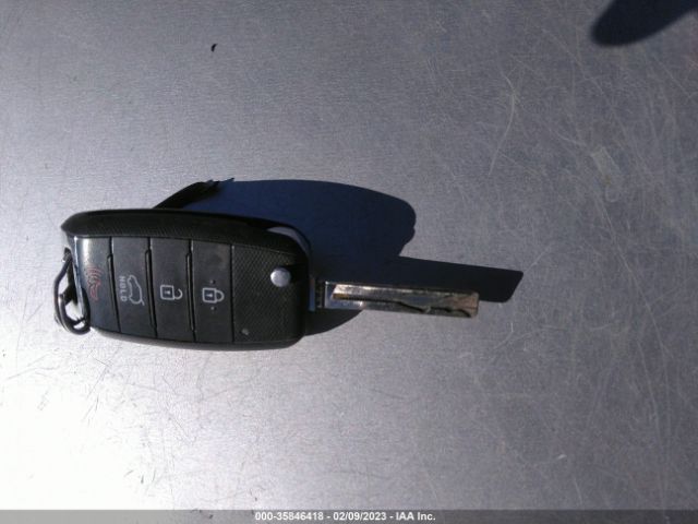 KNDPB3AC5E7607464 KIA Sportage Lx