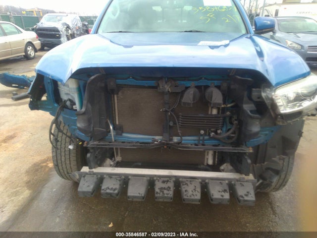 2016 Toyota Tacoma, VIN: 5TFCZ5AN4GX038858
