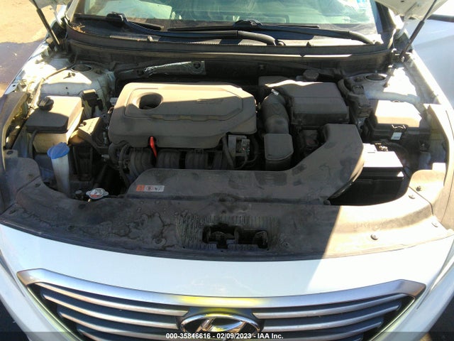 2015 HYUNDAI SONATA 2.4L SE VIN: 5NPE24AF4FH182601