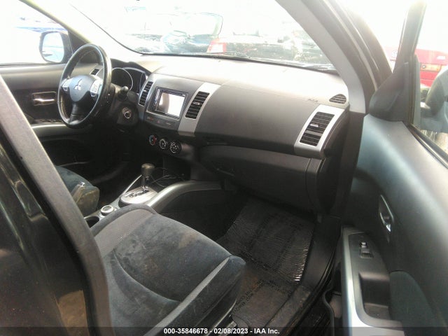 JA4AT2AWXAZ018314 Mitsubishi Outlander Es