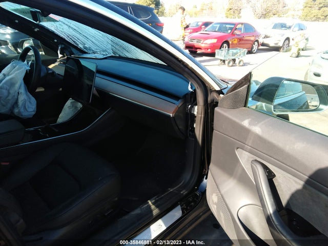 2018 Tesla 3, VIN: 5YJ3E1EA1JF166066