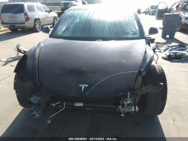 2018 Tesla 3, VIN: 5YJ3E1EA1JF166066