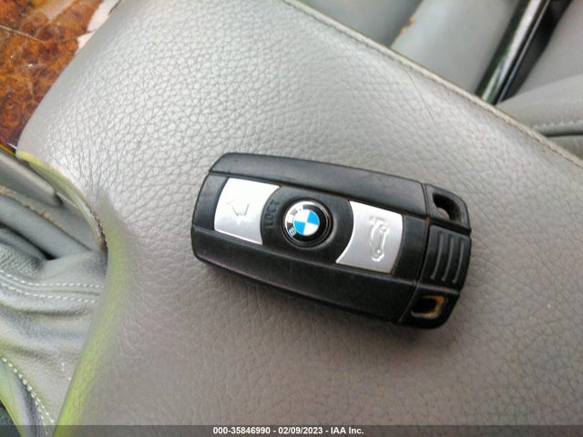 BMW 3 Series 335xi 2008 WBAVD53538A009888 Image 3