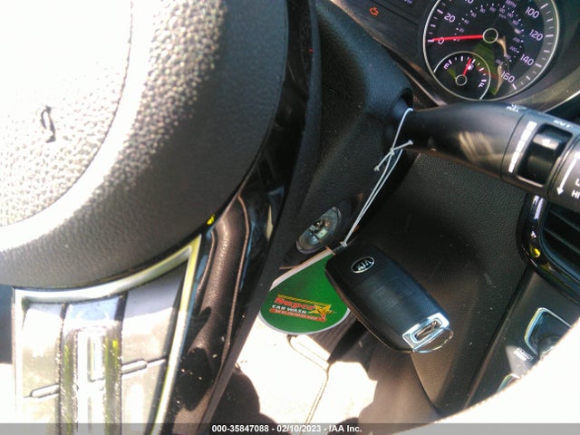 KIA Optima Lx 2020 5XXGT4L39LG399738 Image 3