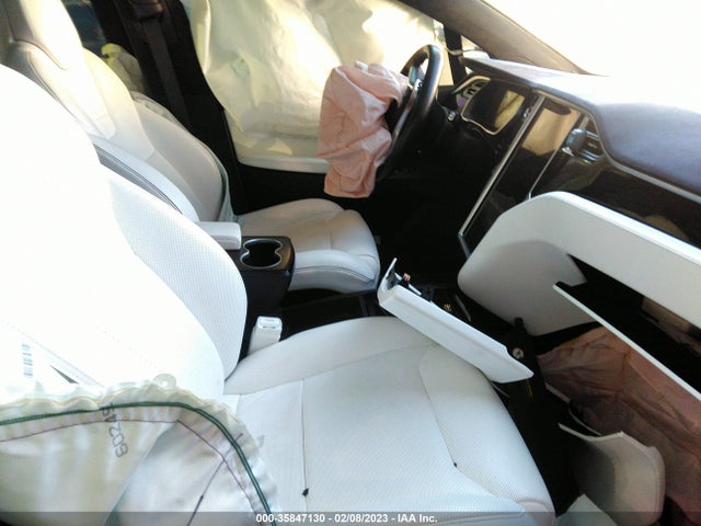 5YJXCBE43GF012880 Tesla Model X P90d/75d/p100d