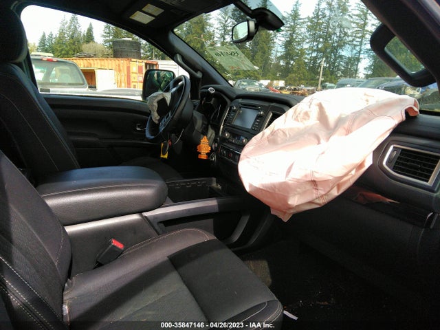 2018 Nissan Titan, VIN: 1N6BA1F43JN527859